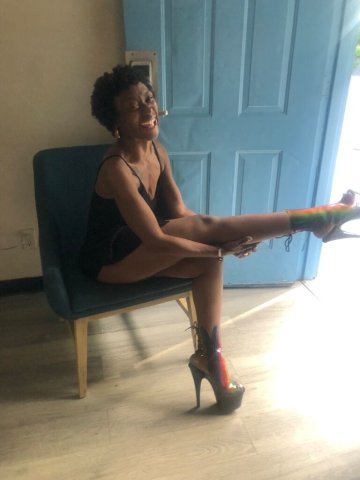 Petite Ebony Female Escort — Oral & Fetish-Friendly - 1