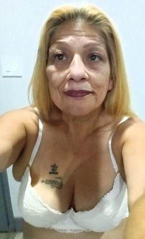 Mature Latina in Anaheim Hills — petite drama-free encounters - 1
