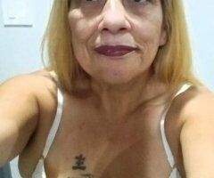 Orange County escorts - Mature Latina in Anaheim Hills — petite drama-free encounters