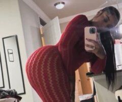 Discreet Upscale Escort with Submissive Touch (No Police) - Image 3