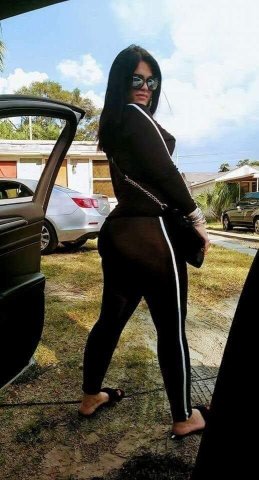 Tampa Female Escort — Italian Call/Text Now - 1