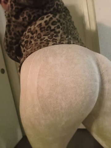 KY — Latina Beauty Escort (OUT CALL ONLY) in Portland, OR - 1
