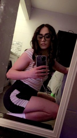 Come keep me company❔️😏💕 - 1