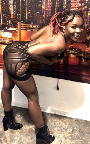 Memphis Female Escort — In-Call Chocolate Barbie World - 1