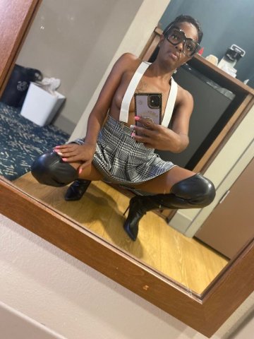 Miss Blossom — Birmingham Female Escort with Real Pics + Condoms, No Games - 1