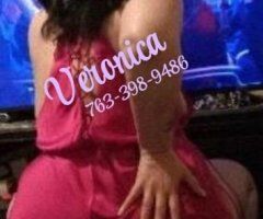 Veronica — Exotic Brunette Escort in Minneapolis/St. Paul - Image 4