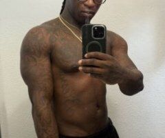 $30 qv 30 minutes $60 , $100 for a hour , head is 25 for qv , $40 for 30 minutes , 60 for a hour i also do massages as well - Image 5