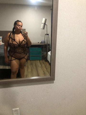 Tulsa Female Escort — Dates, dinners, drinks & custom content - 1