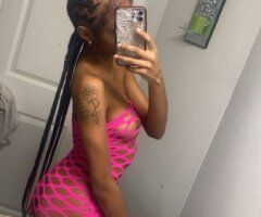 Greensboro NC Petite Escort — CarPlay & Full Service in Backseat - Image 2