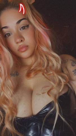 Fort Myers Female Escort — Verified Video & In-Call/Out-Call Screening - 1