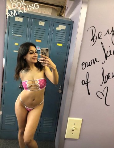 Indianapolis Female Escort — discreet adult video chat verification - 1