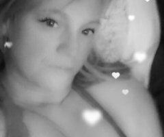 South Bend IN Independent Female Escort — Incall & Outcall, GFE, BBJ & More - Image 2