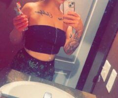 Snowbunny Escort (34) with Blue Eyes — Gainesville, FL - Image 4