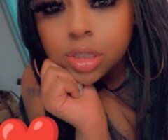Erykah Jane — Curvy Female Escort (In-Calls Only) in San Antonio - Image 6