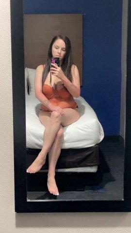 San Mateo Female Escort — Discreet Upscale Provider Outcalls - 1