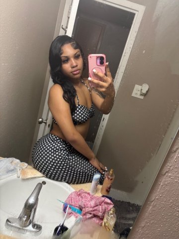 Miami FL Female Escort — sweet cherry vibe outcalls only - 1