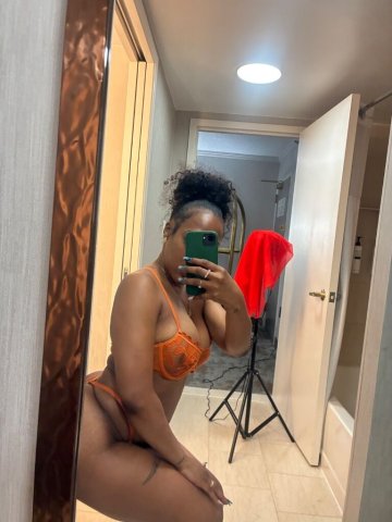 Washington D.C. Ethiopian Throat Goat Escort — Nuru available - 1