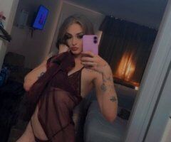 Bakersfield escorts - Bakersfield CA Freaky Friday Special — $100 QVS / $150 Hhrs All Night