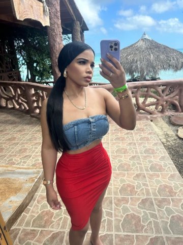 Greensboro, NC Female Escort — Charm and good vibes - 1