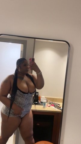 Des Moines Female Escort — In-Call Services, 24/7 - 1