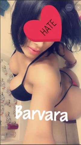 MorenA con Tetas Grandes — 28 - 1