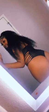 North Bay Female Escort — Incalls, Outcalls & Carplay - 1