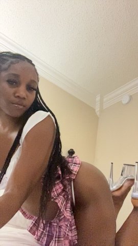 Palm Springs Female Escort — Incall & Outcall, Deepthroat, Squirting - 1