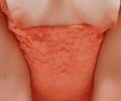 Lewiston-Auburn escorts - Lewiston-Auburn Maine Thristy Thursday Special — Incall Goddess (Wet & Slippery)