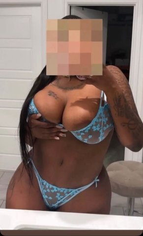 Busty Waterpark Fantasy — Private Outcalls & Pre-Booked Sessions in Lincoln, NE - 1