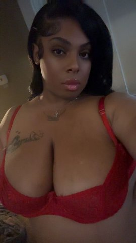 Chloe (Toledo) — Ebony Beauty Escort for Sex & Intimate Time - 1