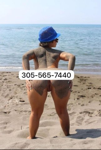 Olivia (42) in Manhattan, New York — Curvy MILF Sex Services - 1