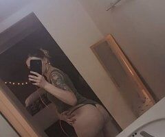 Denver Female Escort — Discreet PnP with Text-Only Content for Purchase - Image 2