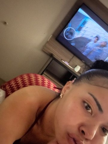Miami Female Escort — Incall, Outcall, Cardate, Hotel Fun - 1