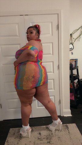 Norfolk, VA Female Escort — services and verification required - 1