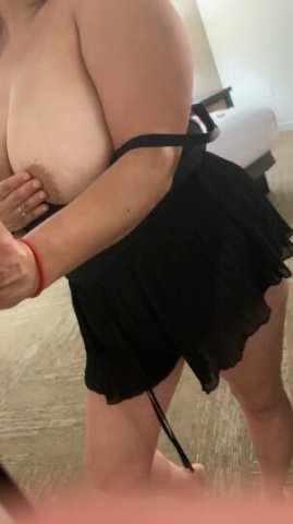 Latina Bonita (30) in Clearlake, CA — Tonight Only - 1