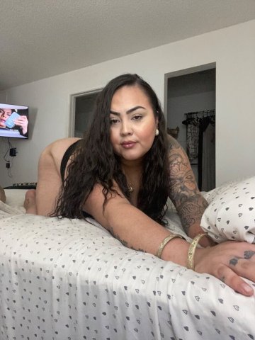 Orange County CA Female Escort — Custom Content, No Bare Services - 1