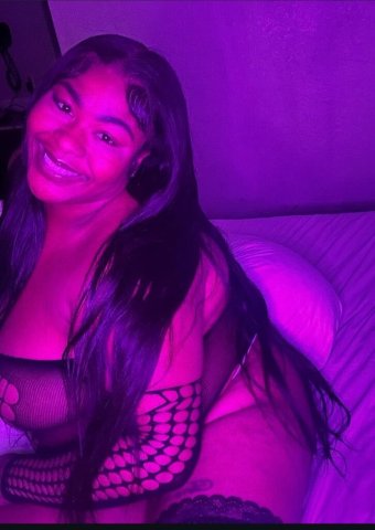 Fetish Queen Female Escort in Knoxville, TN — No-Deposit Outcall w/ Meet & Greet - 1