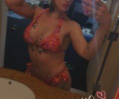 Wet Blonde Ready to Play - Image 4