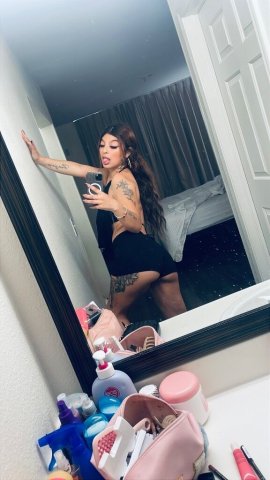 Ventura CA In-Call/Outcall Female Escort — Car/Hotel Sessions & Facetime Shows - 1