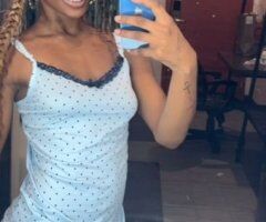 Fort Worth Slim/Petite Female Escort for In-Calls & Out-Calls - Image 4