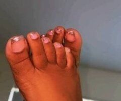 Chicago escorts - BBW In-Call at My Room — Fetish-Friendly Pegging & Tittie Play