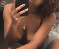 Houston escorts - Houston Slim Thick Lightskin Female Escort — Discreet, Verification Required