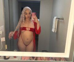 Oakland/East Bay escorts - Friendly discreet Oakland East Bay Female Escort — in-call, cardate, or outcall