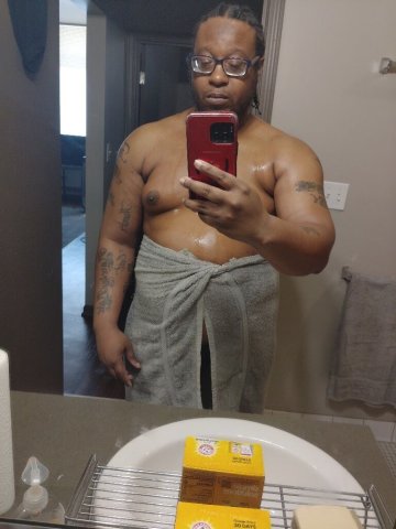 I'm looking for women in Detroit Michigan on the east side - 1