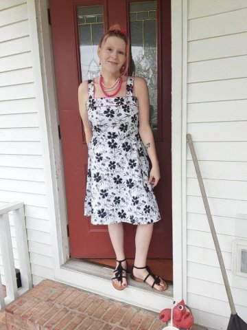 West Palm Beach MOM Escort — Chocolate Redhead with Green Eyes - 1