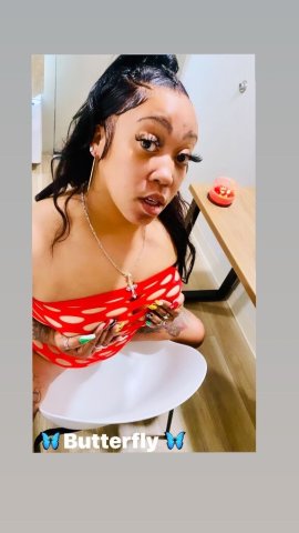 Peach-skin vibes Female Escort in Killeen, TX — outcalls, incalls & fetish-friendly - 1