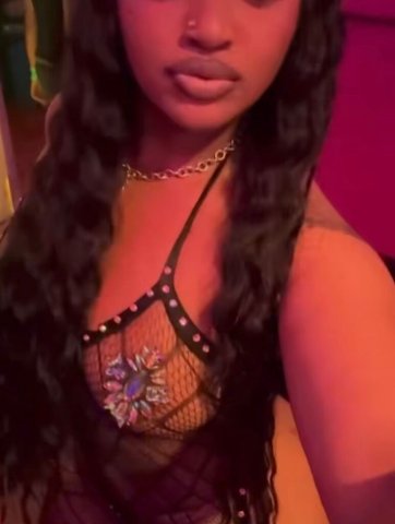 Female Escort — Eastern North Carolina (27) - 1