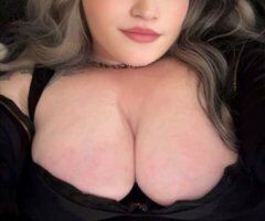 Nyx (21) — Gamer/Alt Girlfriend Experience + roleplay, dom, massage - Image 2