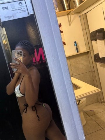In-call / Out-call Escort — Miami, Florida - 1
