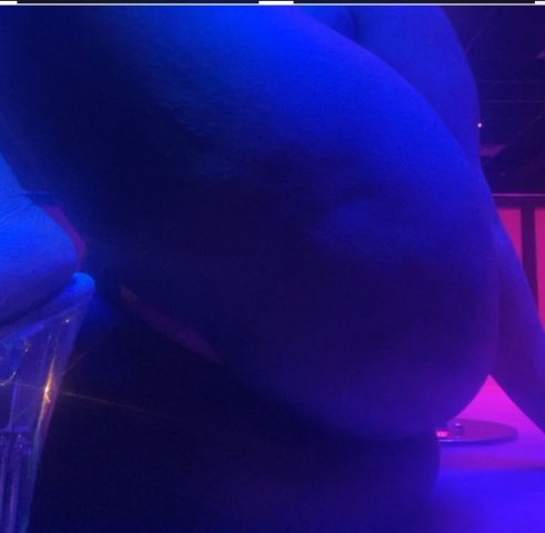 Chocolate Beauty — Female Escort - 1